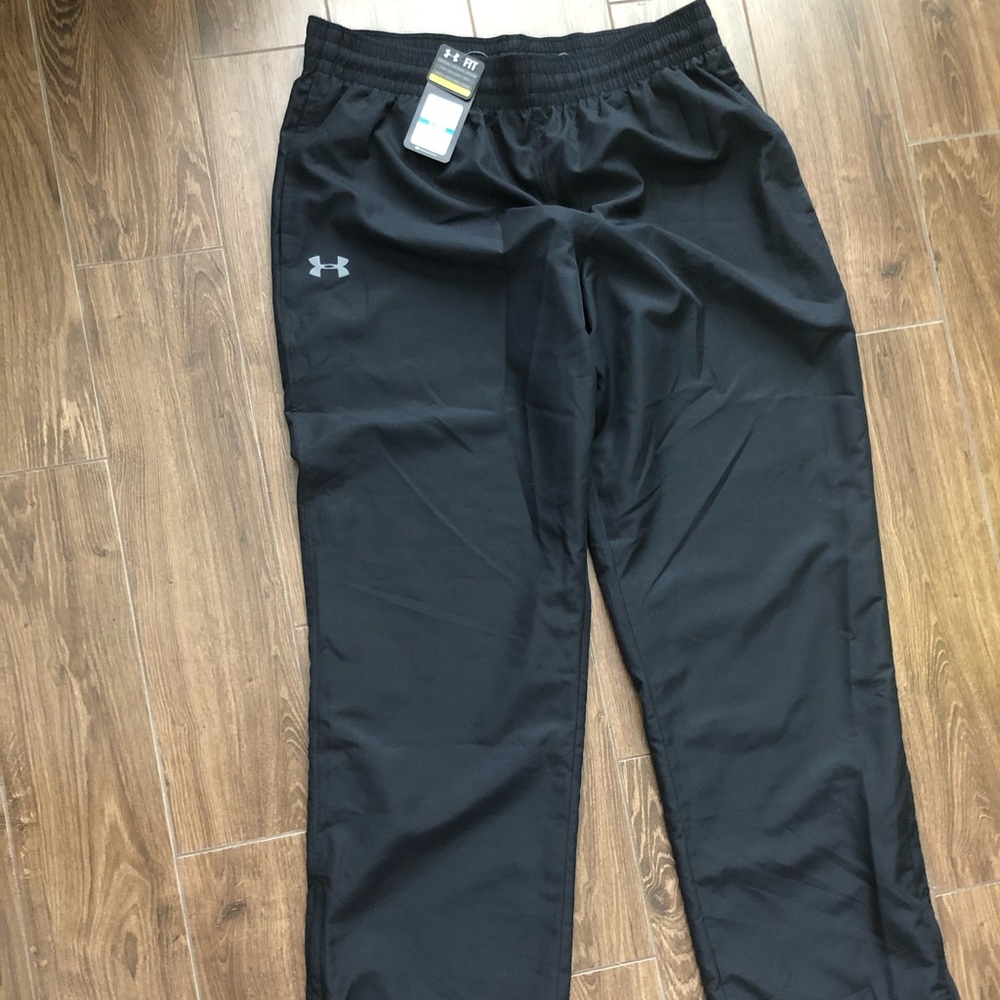 Under Armour XL windbreaker pants NWT